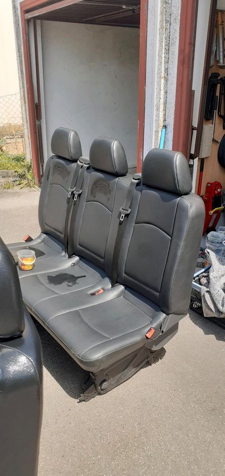 Mercedes Benz Vito extralang 9 Sitzer in Herrenberg