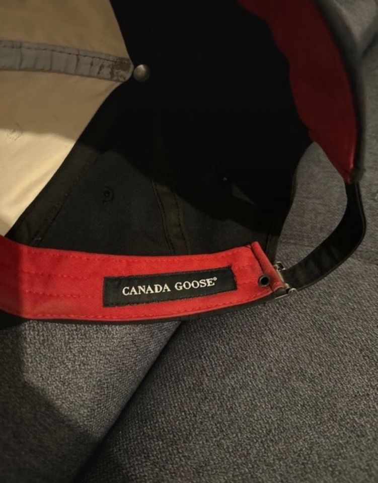 Canada goose Cap in Berlin