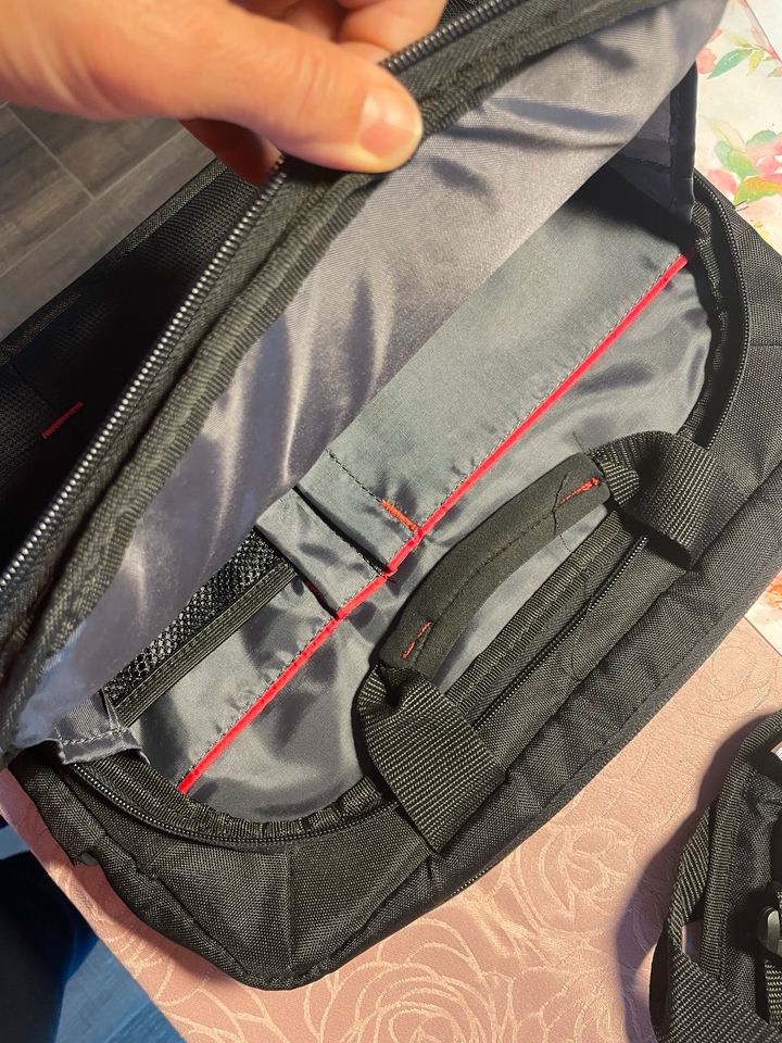 Neuwertige Laptop Tasche in Riesa