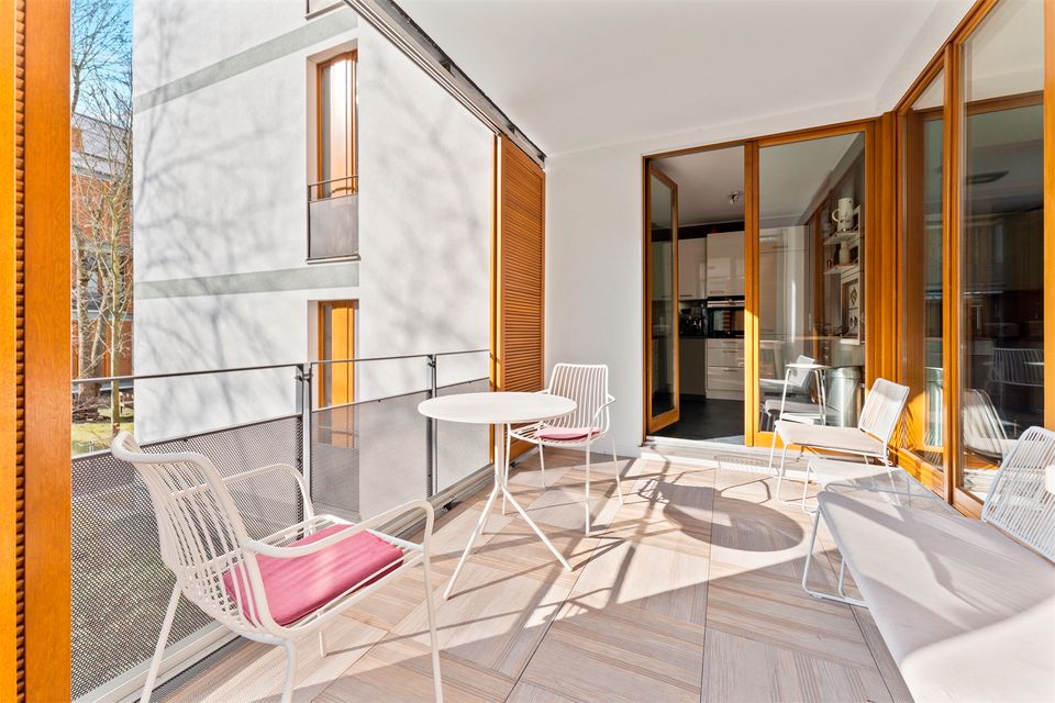 7.000,- € pro QM- MODERNE 5 ZI.-DESIGNER-MAISONETTE für exklusive Ansprüche- mit Gartenzugang in Berlin