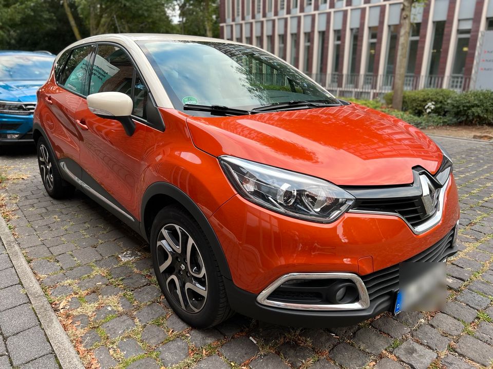 Renault Captur TCe 120 EDC Luxe - Automatik - Top! in Düsseldorf