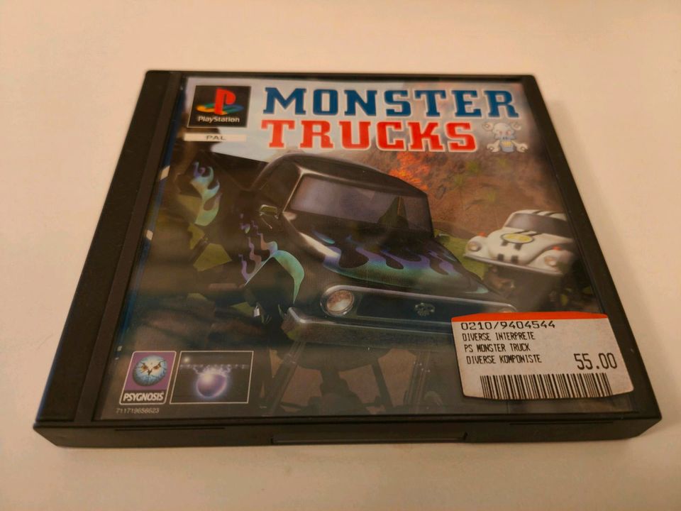 Monster Trucks für PlayStation 1/PS1 inkl. Booklet, neuwertig in Berlin