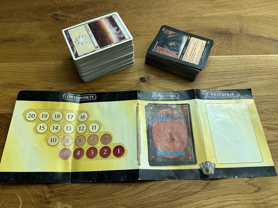 MAGIC The Gathering Spiel-/Sammelkarten (247 Stück) in Teublitz