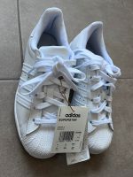 Adidas Superstar Sneaker weiß neu 36,5 Niedersachsen - Wardenburg Vorschau