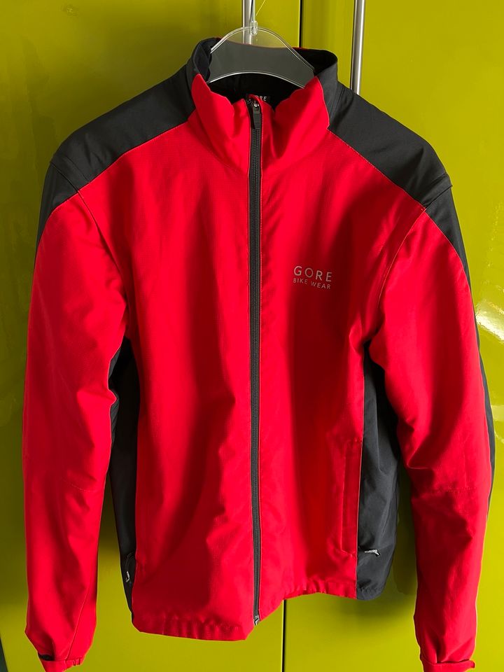 Gore Bike Jacke Größe M in Marl