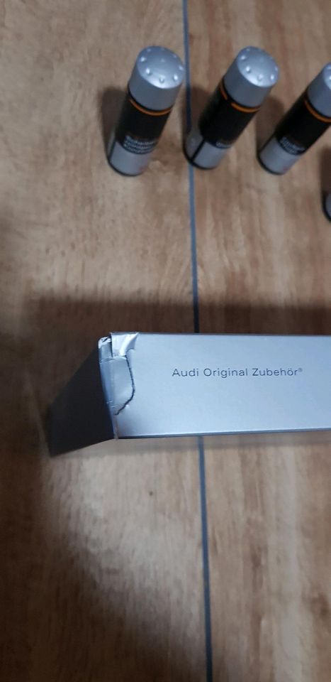 Original Audi Zubehör Pflegeset Politur Cockpitpflege Wachs Auto in Stemwede