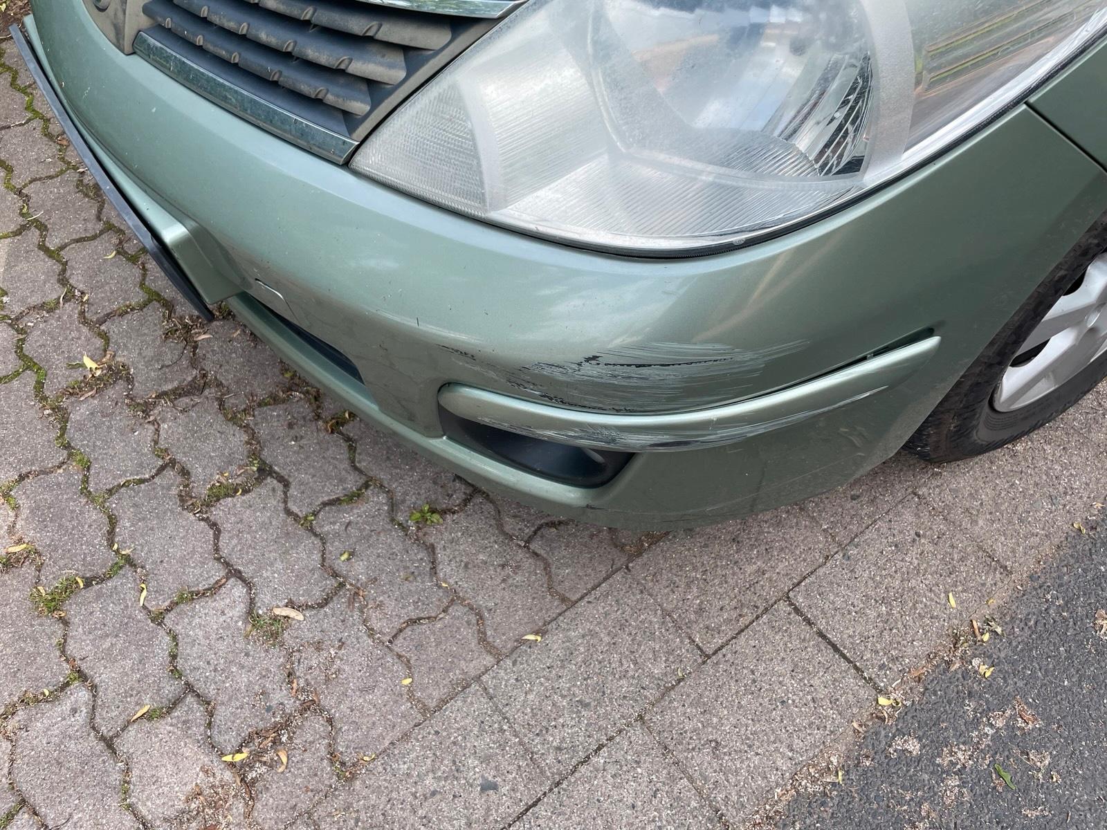 Abbildung des Autos Nissan Tiida 1,8 BJ 2008…