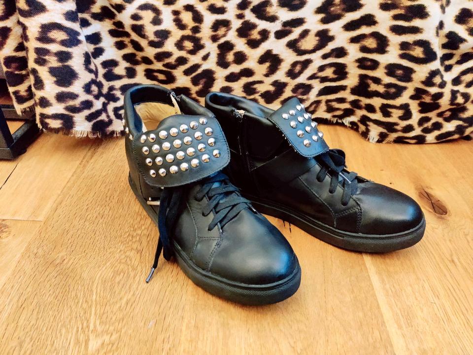 NEU! Buffalo Sneaker, versteckter Absatz, schwarz-silber, Leder in Berlin