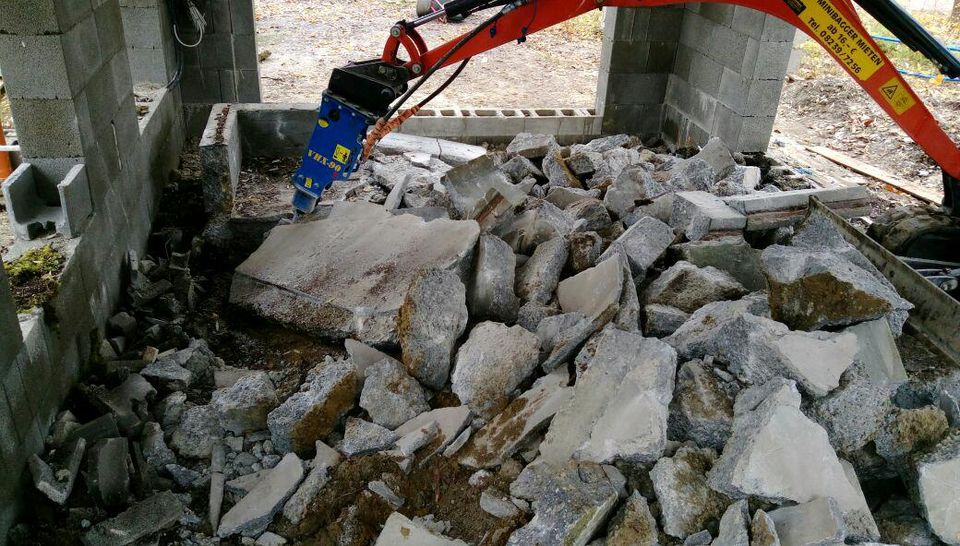 ⭐Minibagger - Microbagger mit Abbruchhammer - Stemmhammer mieten in Langenneufnach