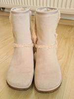 Lammfell-Stiefelette, Clarks, Gr. 5,5, naturwris Baden-Württemberg - Hechingen Vorschau