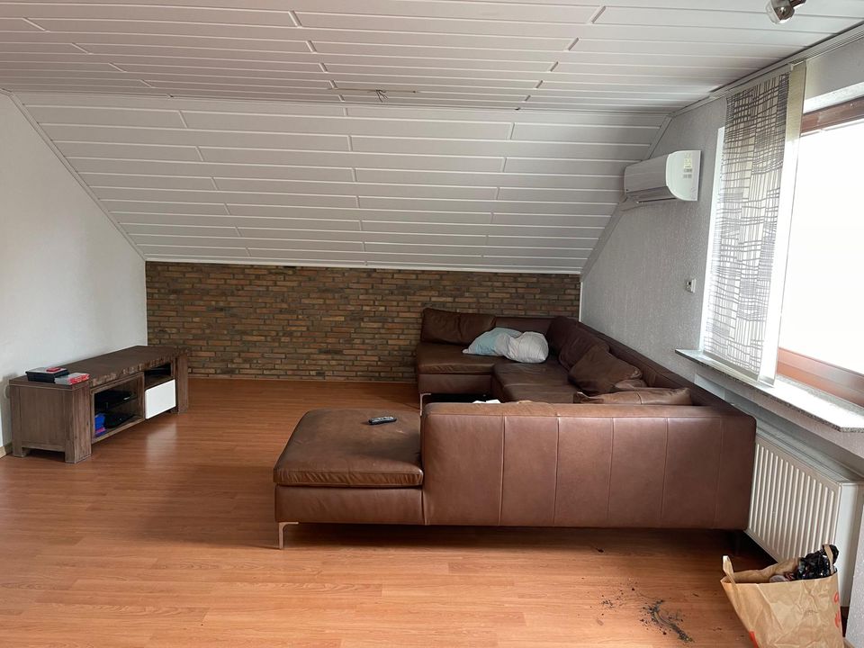 3-Raum Wohnung mit Balkon | Garage | Freizeitraum im Keller | Klimaanlage in Kamp-Lintfort