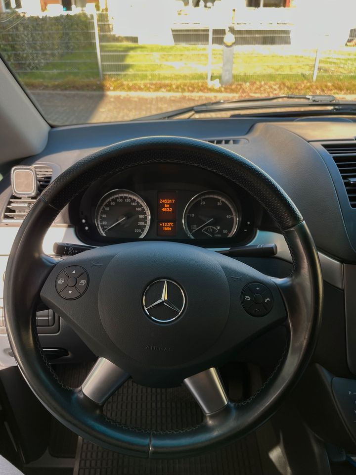 Mercedes Viano 3.0 in Bornheim
