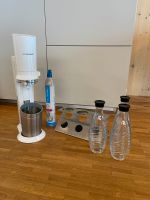 Sodastream Crystal 2.0, 3 Glasflaschen, Ständer & Kohlensäure Friedrichshain-Kreuzberg - Friedrichshain Vorschau