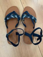 Neue TOMS Sandalen Größe 37 (6,5) Jeans blau Bayern - Pettstadt Vorschau