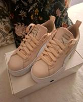 puma Sneaker 37,5 Neuwertig Nordrhein-Westfalen - Herdecke Vorschau