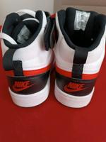 Nike neu schwarz rot  5Y Größe 37.5 Bayern - Wolnzach Vorschau