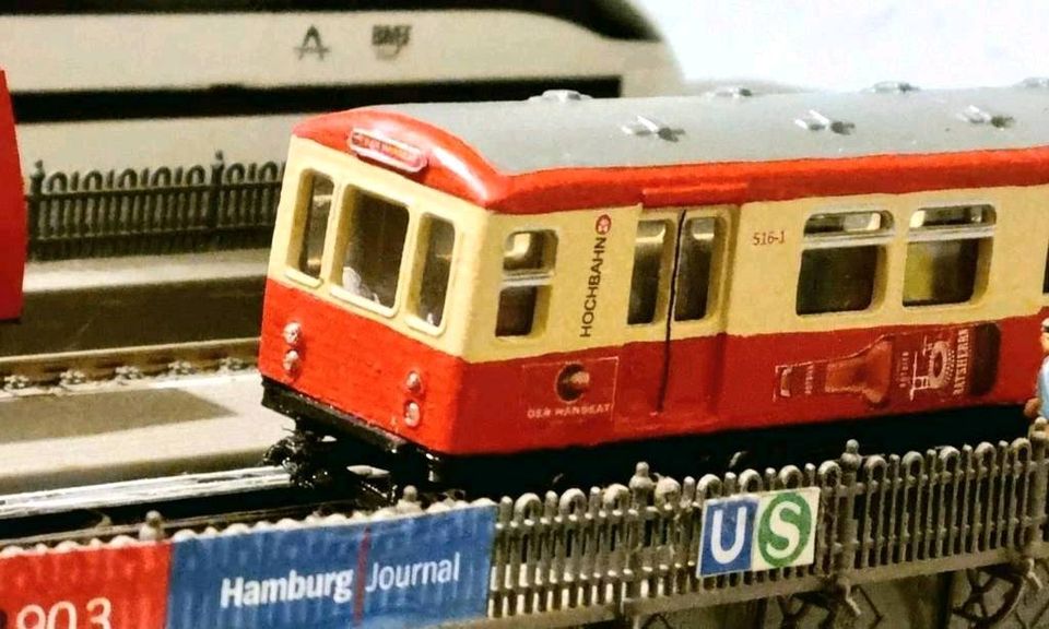 U-Bahnen aus Hamburg DT1/DT2pro Stück als Standmodell ohne Motor in  Schleswig-Holstein - Rendsburg | Modellbau gebraucht kaufen | eBay  Kleinanzeigen ist jetzt Kleinanzeigen