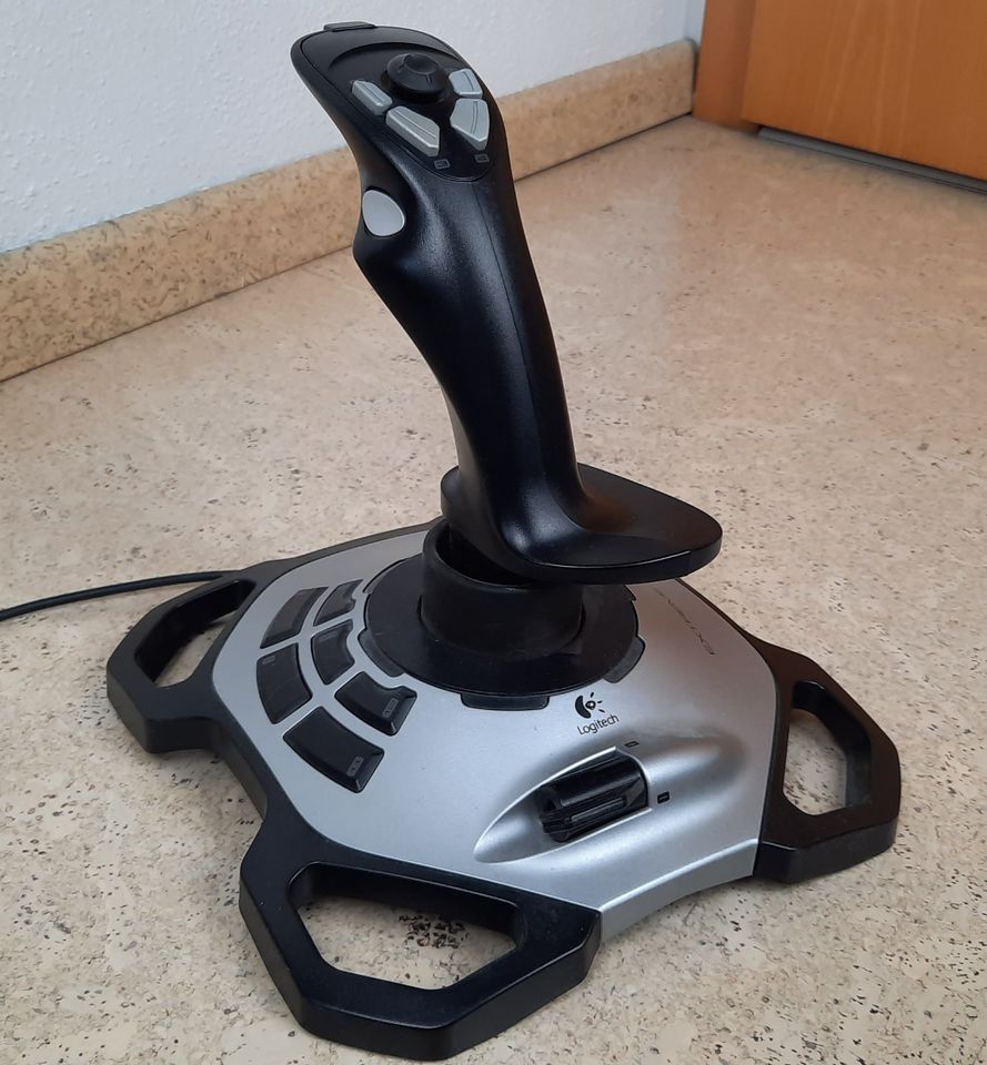 Logitech Extreme 3D Pro Joystick in Peiting