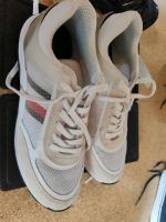 Neu Tommy Hilfiger Sneaker NP 159€ Hessen - Hanau Vorschau