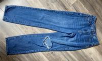 Coole Jeans im Rip Style, Größe XS 34 Niedersachsen - Cuxhaven Vorschau