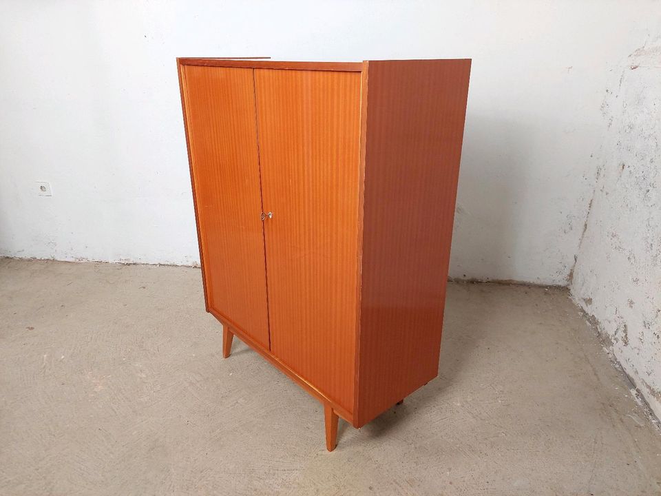 Vintage Schrank Kleiderschrank Wäscheschrank 60er 70er DDR Retro in Leipzig