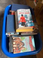 Eine Kiste Bücher Nordrhein-Westfalen - Büren Vorschau