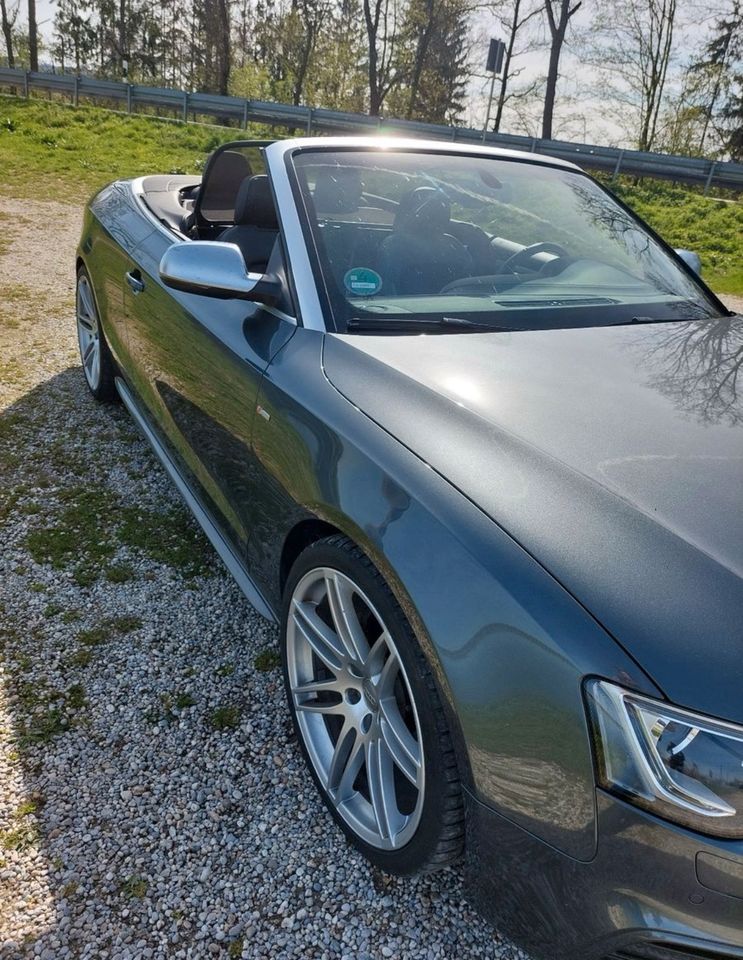 Audi A5 3.0 TDI Cabrio Quattro DSG TOP! in Zolling