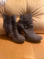 Stiefeletten Gr. 37 Dunkelbraun Tamaris Ca. 10cm hoch Niedersachsen - Braunschweig Vorschau