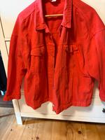 Oversized Jeansjacke von Monki in knallrot Bayern - Lindau Vorschau