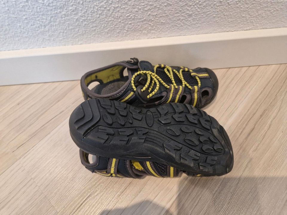 NEU CMP Sandalen Gr. 28 Trekking Schuhe Mädchen Junge Outdoor in Ammerthal