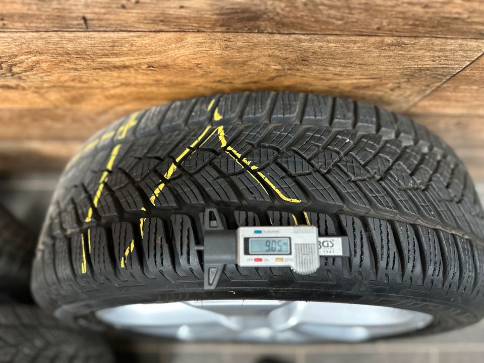 Winterreifen Winterräder Alufelgen 205 50 R17 Golf Passat Touran in Halle