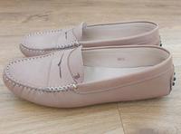 TOD'S Mokassins Loafer Gommino Leder 36,5 Niedersachsen - Wolfsburg Vorschau