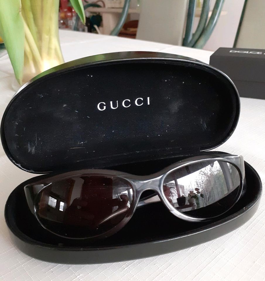 GUCCI Damen Sonnenbrille Original mit Box in Much