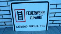 Verkehrszeichen,Verkehrsschild,Hinweisschild,Feuerwehr-Schild Niedersachsen - Burgwedel Vorschau