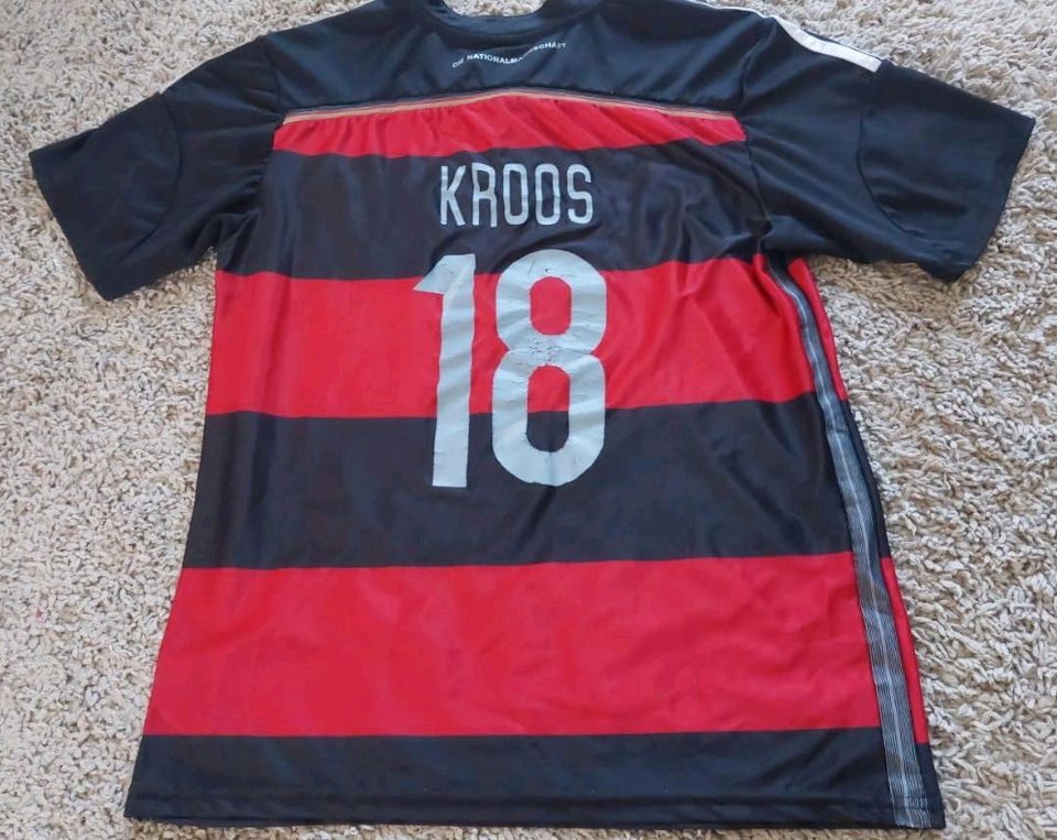 Cooles DEUTSCHLAND TRIKOT Gr.S dfb KROOS Nr.18 in Gehrden