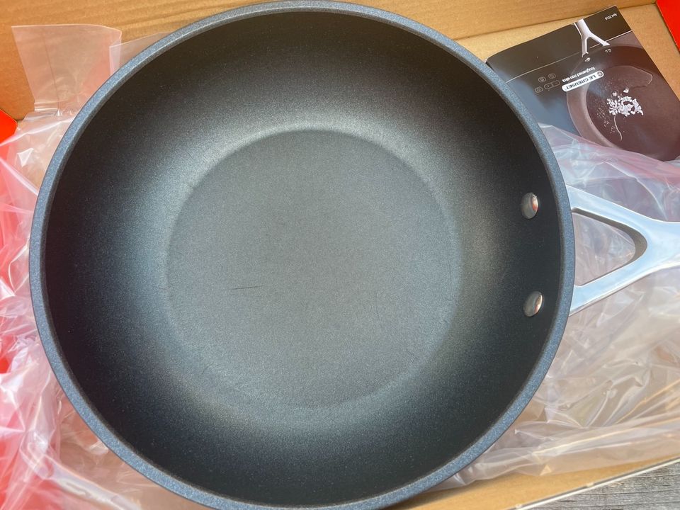 Le Creuset Pfanne beschichtet 24cm in Bonn