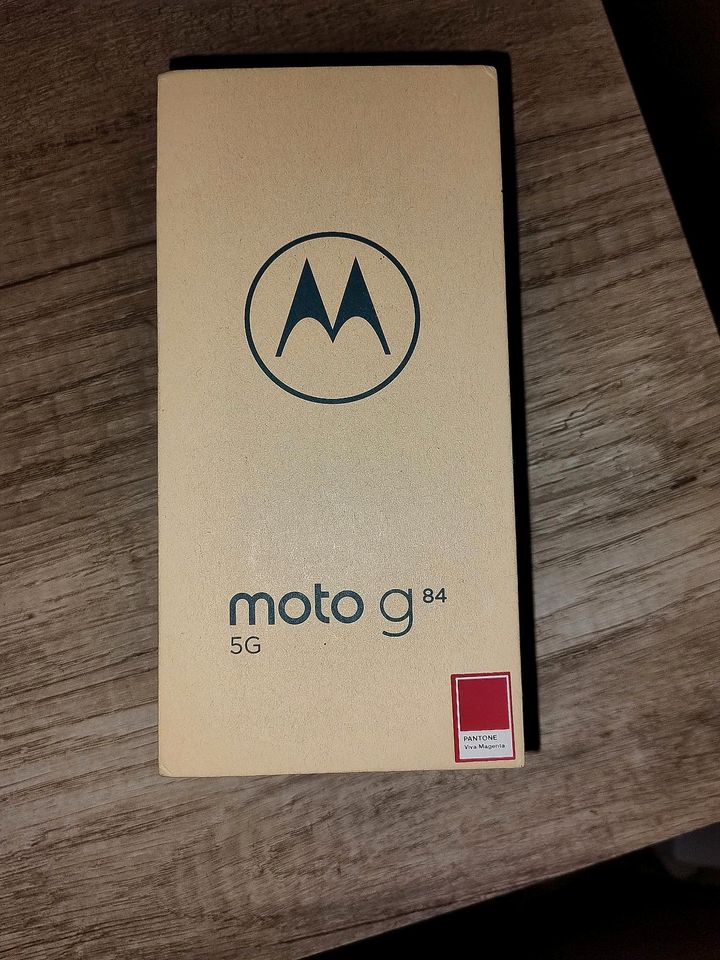 Motorola g84 neuwertig (2 Monate) in Berlin