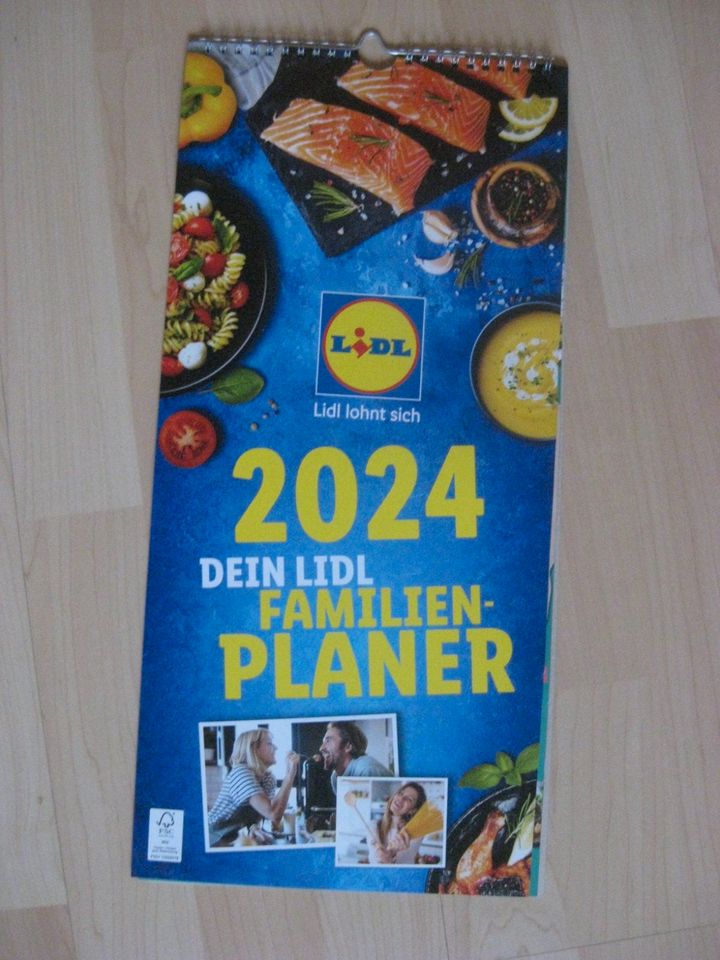 Kalender 2024 LIDL Familienkalender Werbung Monatskalender Wand in Todtenweis