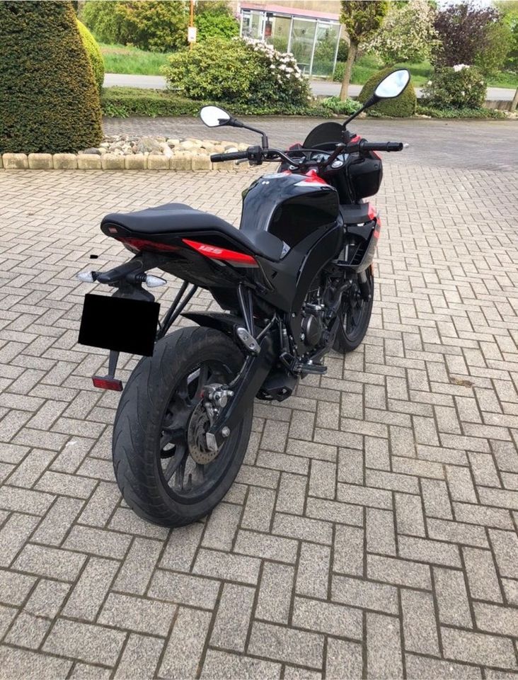 Aprilia Tuono 125ccm / nur 9400km gelaufen in Melle