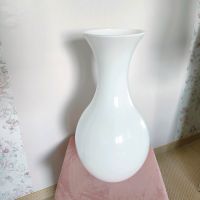 Große Vase / Glasvase / TCHIBO / Bodenvase / weiß Berlin - Hohenschönhausen Vorschau
