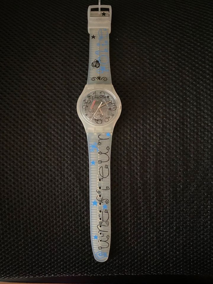 Swatch Uhr  Kinder - Damen - Uhr - Neu in Langgöns