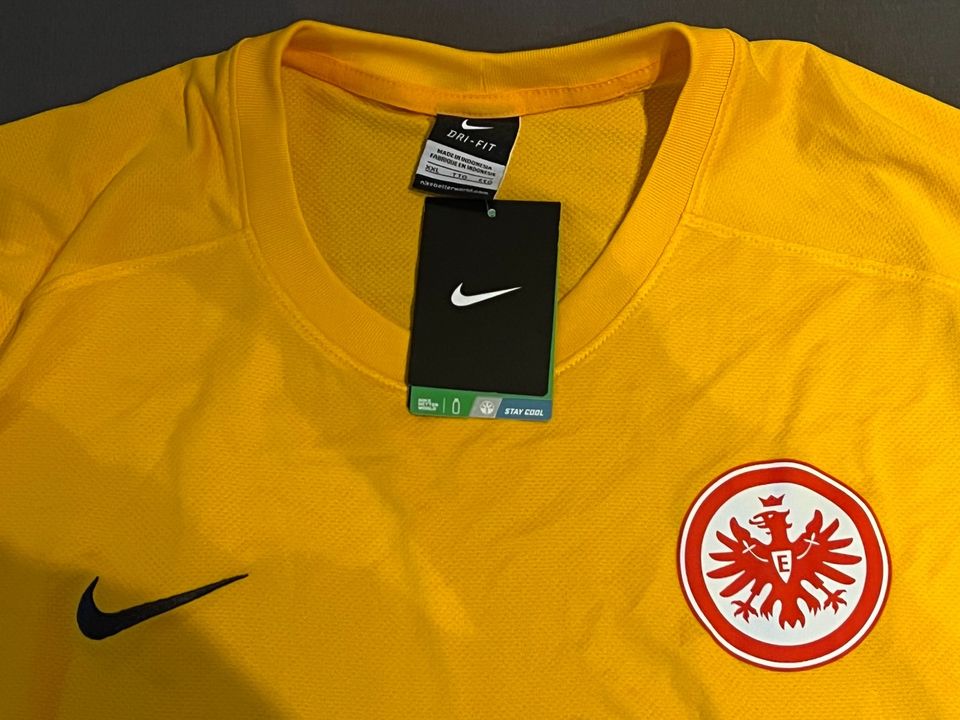 Eintracht Frankfurt Trikot Nike neu XXL in Hösbach