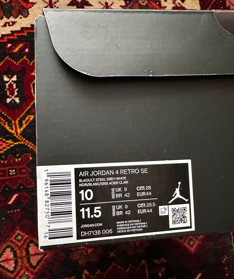 Air Jordan 4 Black Canvas in Siegen