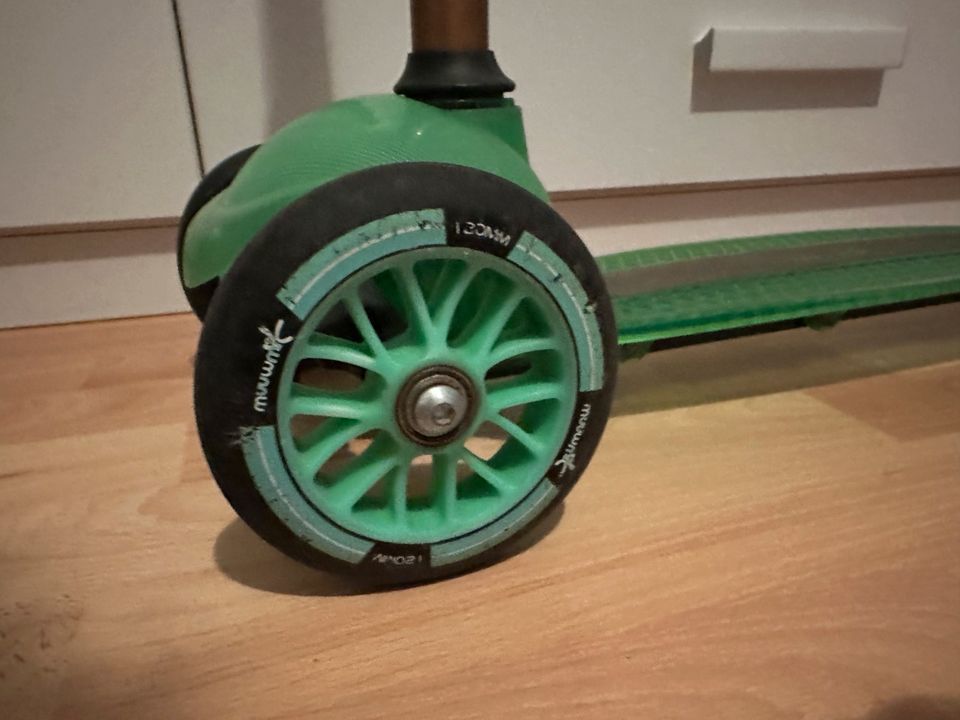 Muuwmi Roller Scooter Kinder in Pforzheim