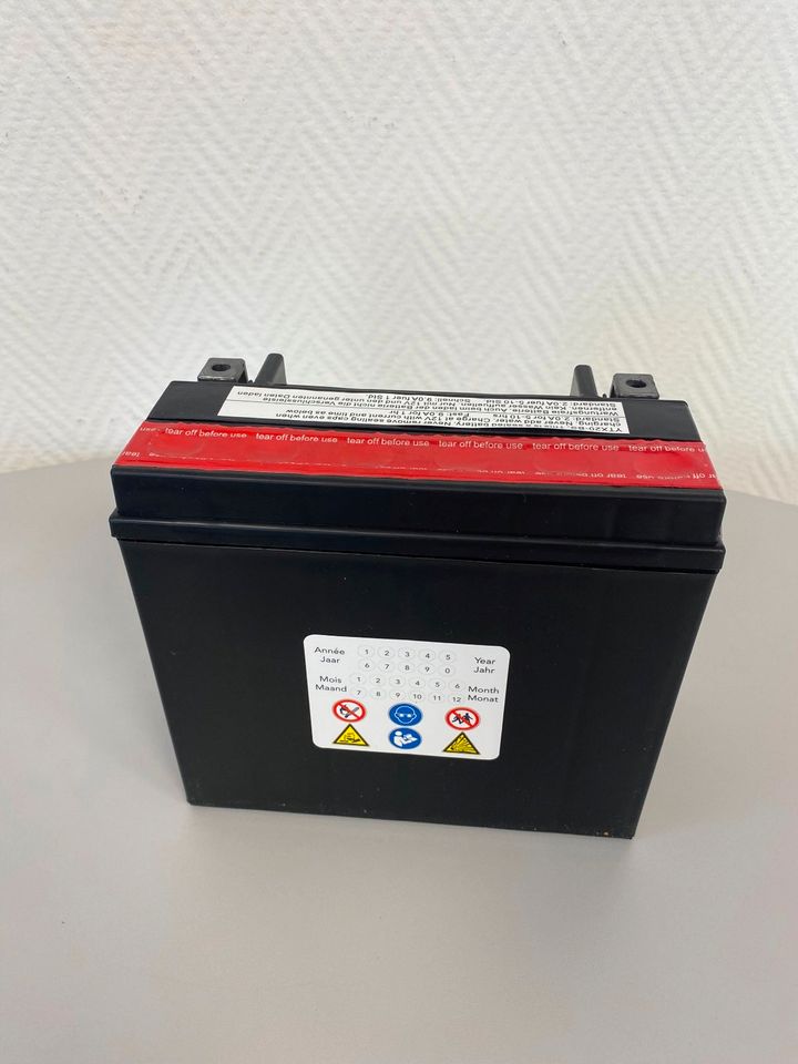 Neue Motorradbatterie 12V 18Ah AGM Battery YTX20-BS in Dortmund