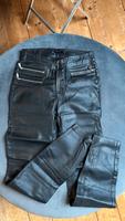 Stylische schwarze Lederhose von Zara – High Waist – Gr. S Nordrhein-Westfalen - Mönchengladbach Vorschau