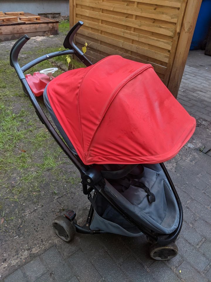 Quinny Zapp Flex Buggy Kinderwagen grau / rot in Berlin