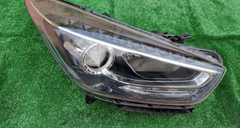 921023Z530 Hyundai i40 Facelift Scheinwerfer rechts halogen Led in Brieskow-Finkenheerd