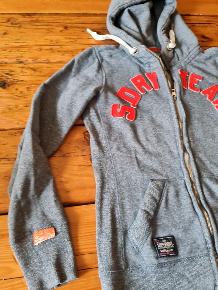 Superdry sweatshirtjacke grau rot gr L hoodie hoody in Oldenburg