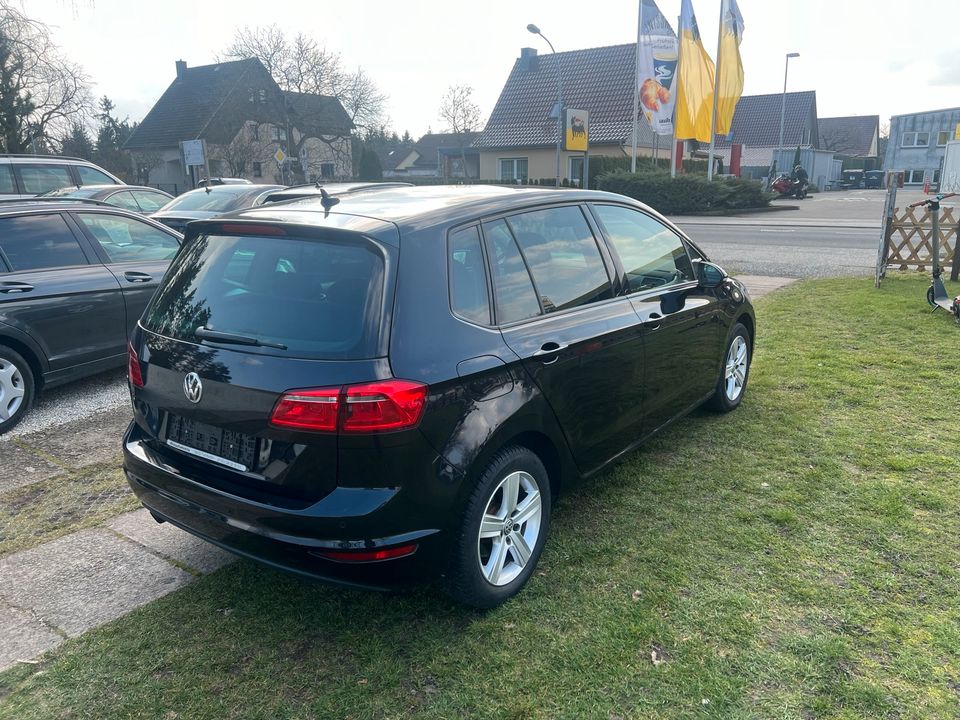 VW GOLF SPORTSVAN 1 HAND GUTER ZUST.TÜV SEVICE NEU in Fehrbellin